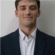 Profesor de biología apto para dar clases de inglés, historia, química desde primaria hasta bachillerato.